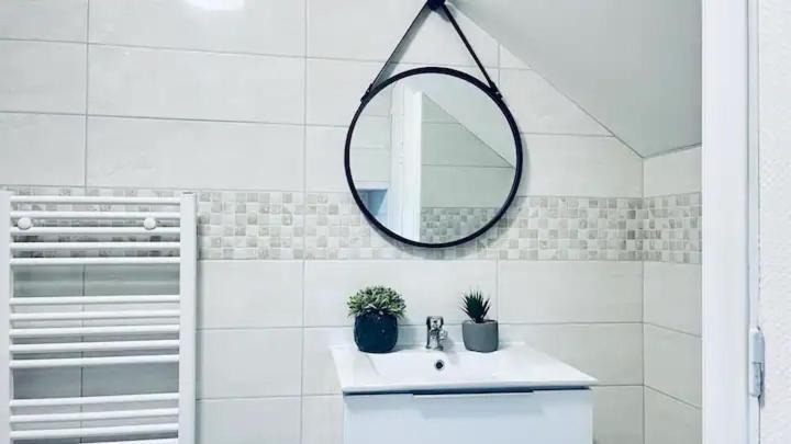 Jolie Appartement 2 Chambres 65M2 Au Centre Ville Fontenay-le-Comte Zewnętrze zdjęcie